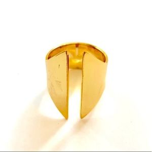 Modern Gold Ring - Size 6